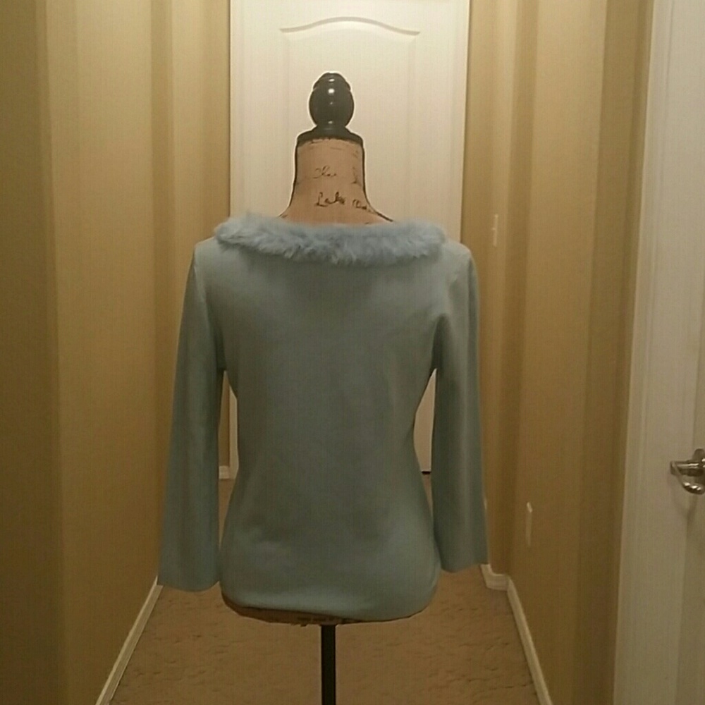 Sweater Top - Picture 2 of 4